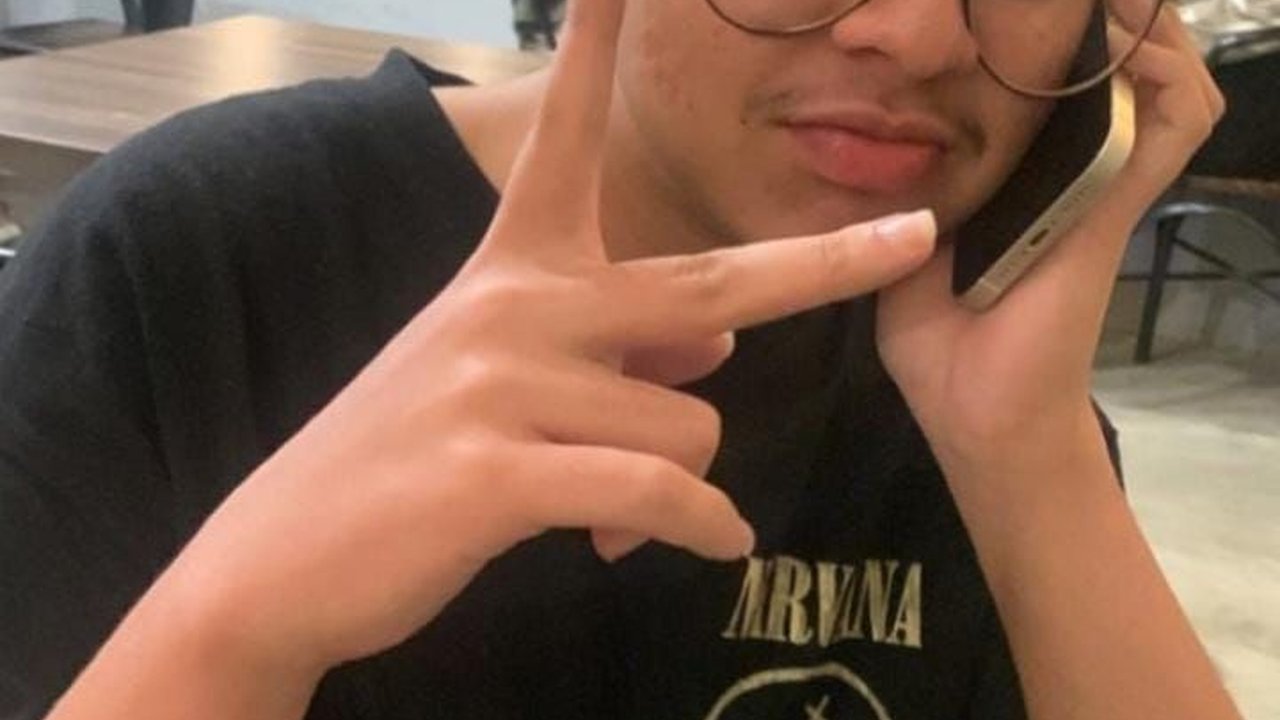 Potret Terbaru Baim Cilik yang Kini , Gayanya Makin Kece ala Bule dengan Rambut Blonde