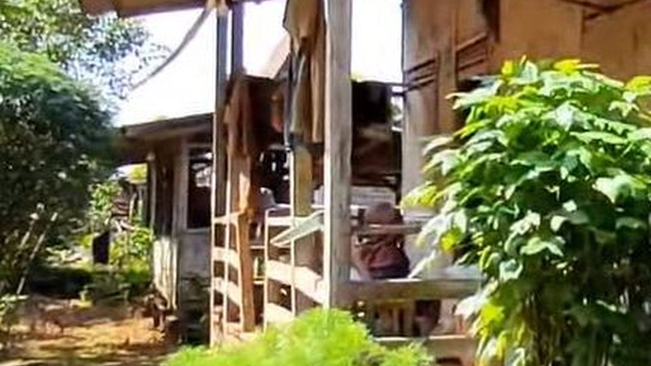 Uniknya Kampung Sempurmayung di Sumedang, Warga Masih Gunakan Rumah Adat Sunda