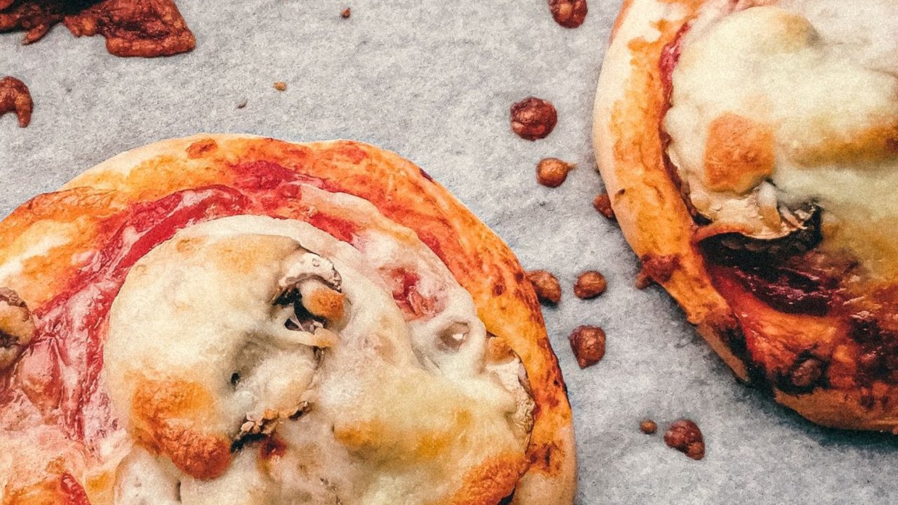 6 Resep Pizza Mini Mudah dan Enak, Inspirasi Camilan untuk Si Kecil