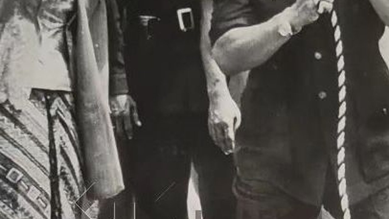 Potret Lawas Bung Karno & Dewi Soekarno di Pembangunan RS, Beberapa Bulan Pasca G30S