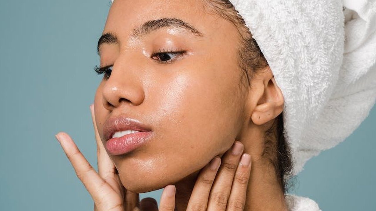 Basic Skincare yang Harus Diketahui untuk Kulit yang Bermasalah