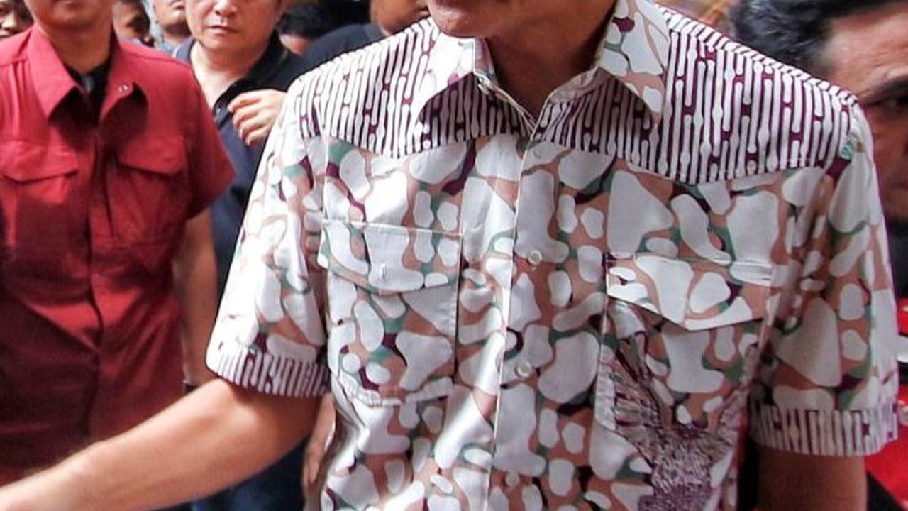 Perintah Panglima Jaga Netralitas, TNI Copot Banner Ganjar di Lahan Kodim