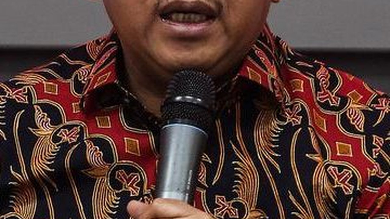 Sekjen PDIP Sindir NasDem Mobilisasi Massa ke GBK