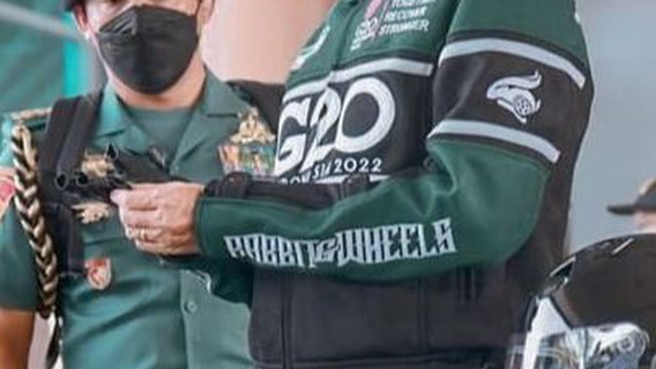 Karier Moncer Perwira Marinir TNI AL Mantan Ajudan Jokowi, Kini di Pundaknya Tersemat Bintang