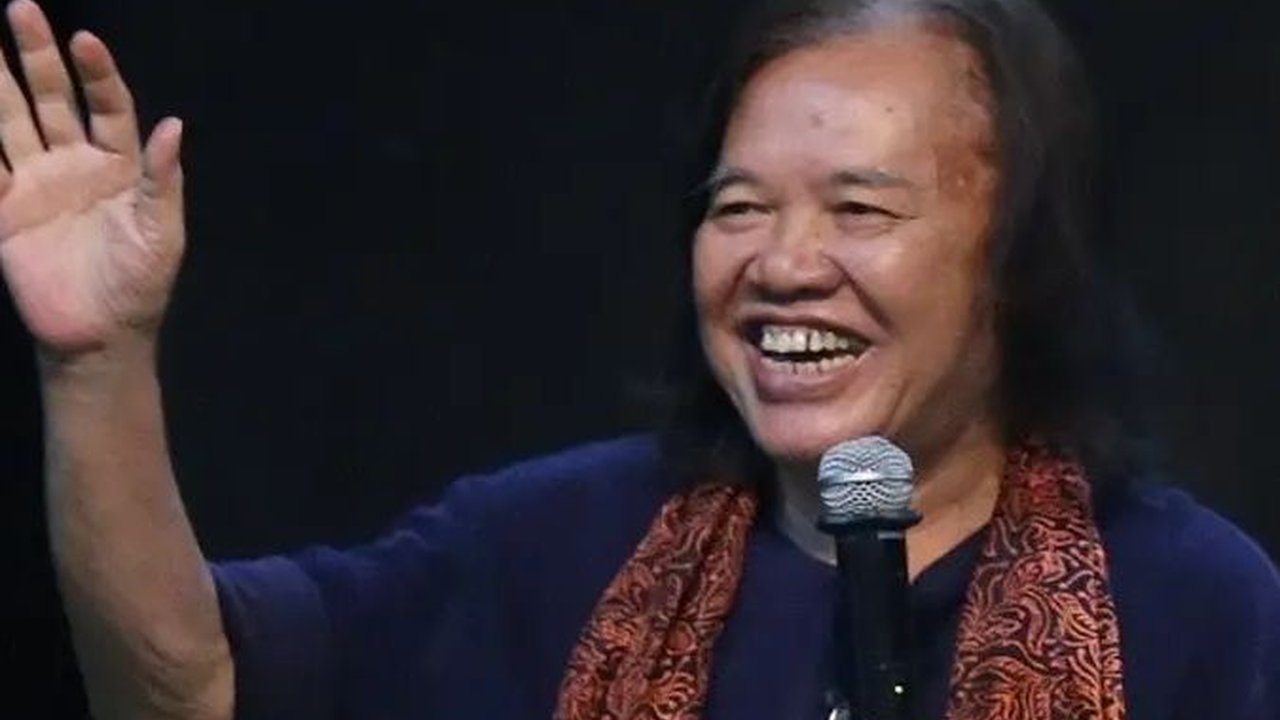 19 Juli 2019: Wafatnya Arswendo Atmowiloto, Jurnalis dan Penulis Ternama Indonesia