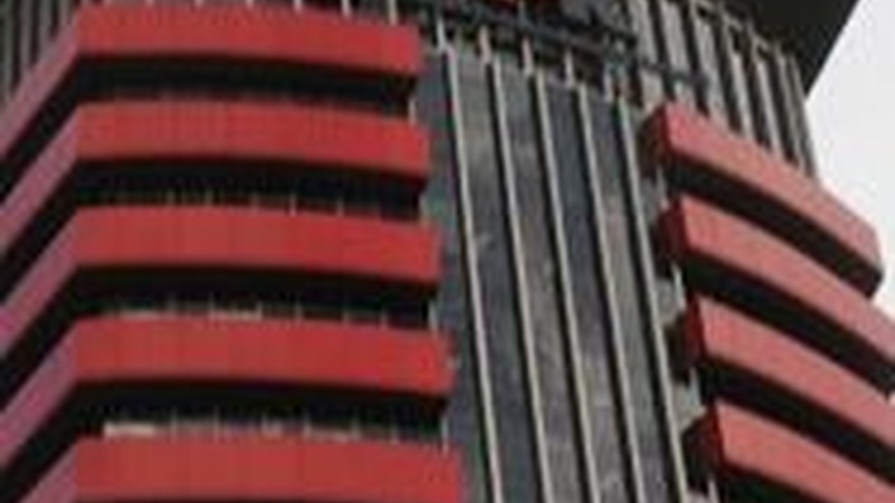 KPK Cegah 2 Pejabat BUMN ke Luar Negeri Terkait Dugaan Korupsi Pengadaan Lahan HGU di PTPN XI