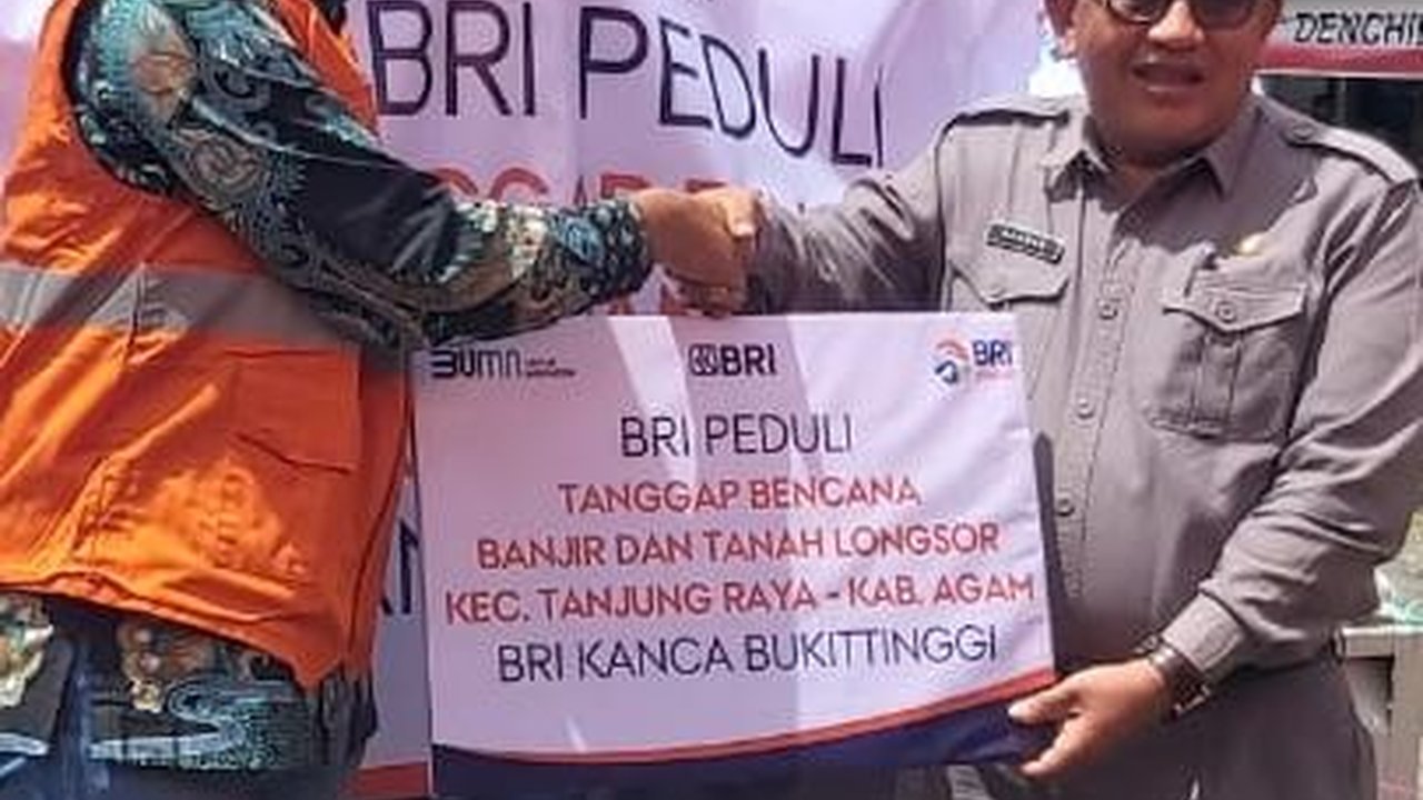 FOTO: BRI Peduli Salurkan Bantuan Tanggap Bencana Banjir dan Longsor Padang