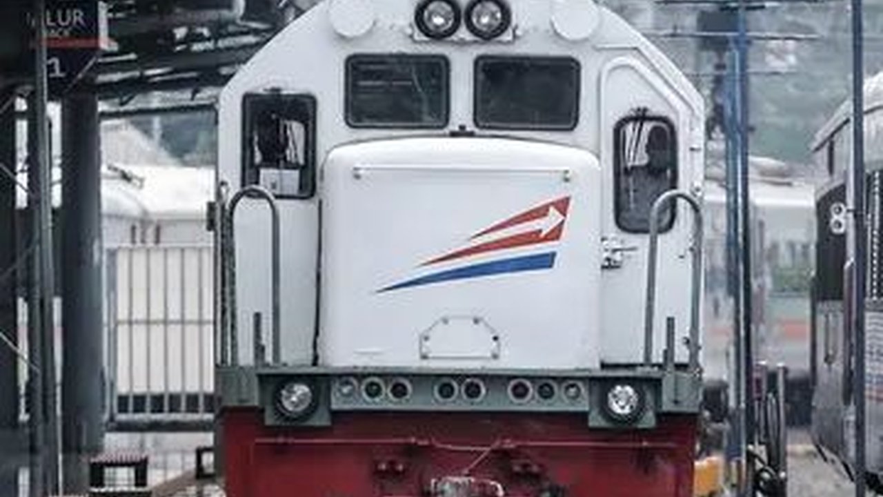 Penjelasan Kenapa Kereta Api Tak Berhenti Mendadak saat Terjadi Tabrakan