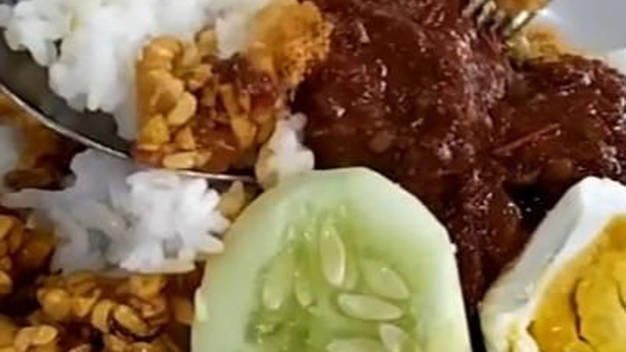 Mencicipi Nasi Langgi Khas Jember Bermula dari Nama “Plesetan”, yang Dapat Menggoda Lidah
