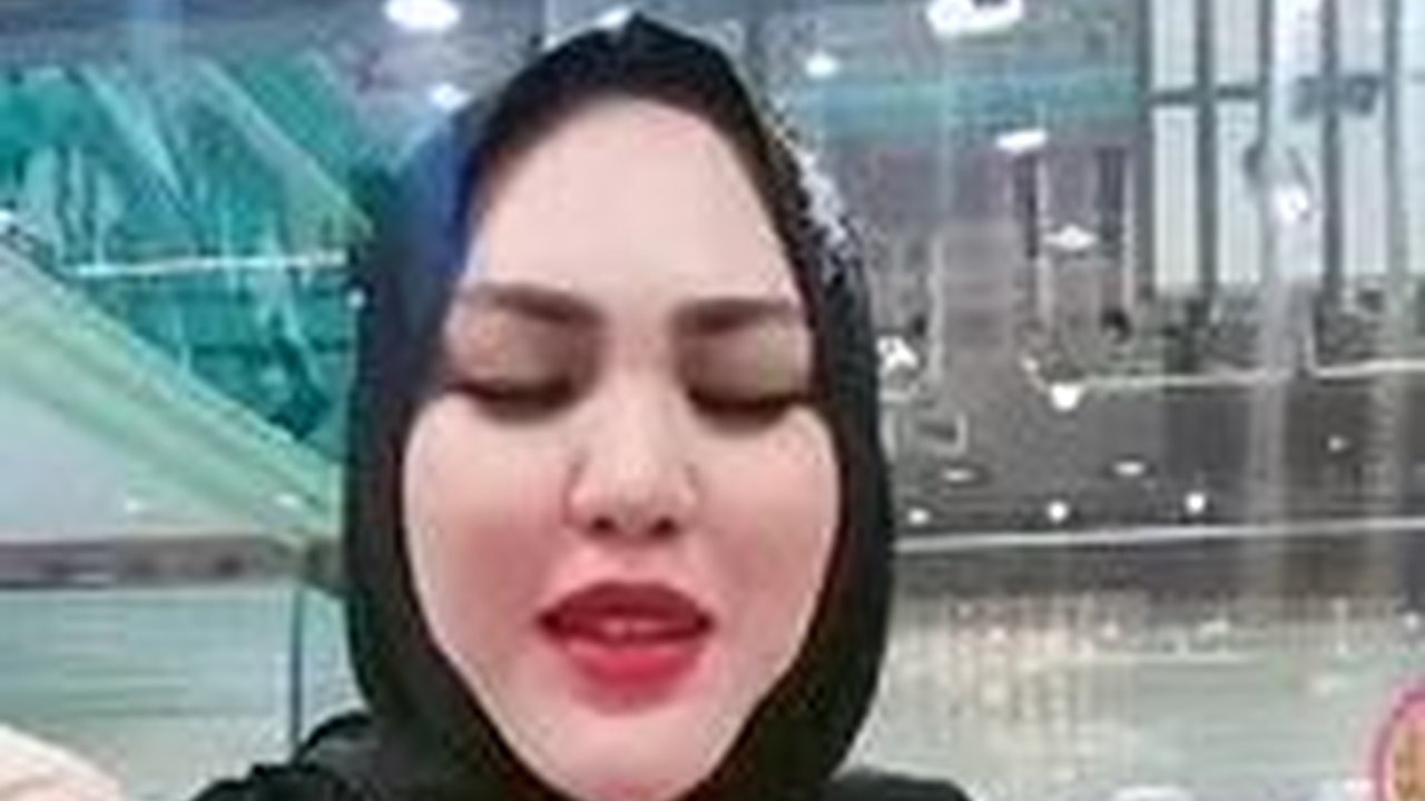VIDEO: Jemaah Makassar Pamer Borong 1 Kg Emas, Ngeluh Kena Pajak Rp278 Juta