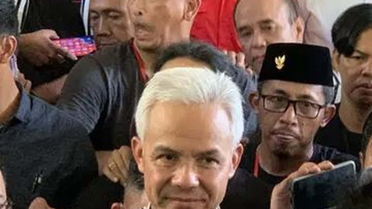 VIDEO: Ganjar Ikhlas Relawan Pindah Dukungan, Respons Kader PDIP Budiman Temui Prabowo