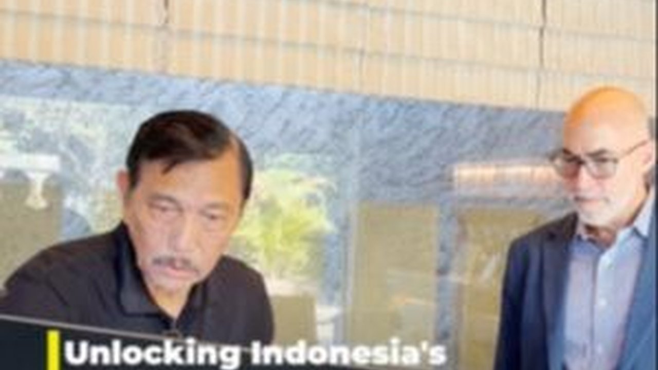 Santai Bercelana Jeans, Jenderal TNI Lulusan Terbaik Kedatangan Jurnalis Bule, Ini yang Dibahas