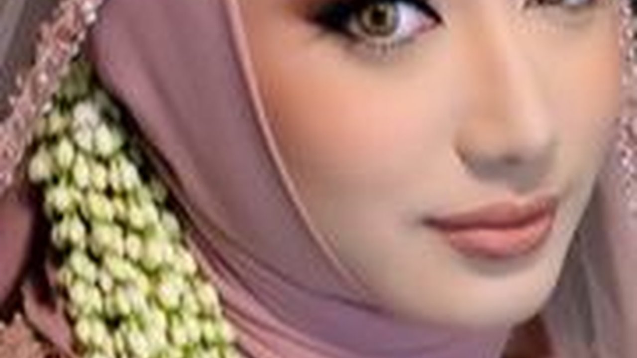 Transformasi Chacha Syaira, Anak Cindy Fatika Sari yang Kini Menikah di Usia 23 Tahun