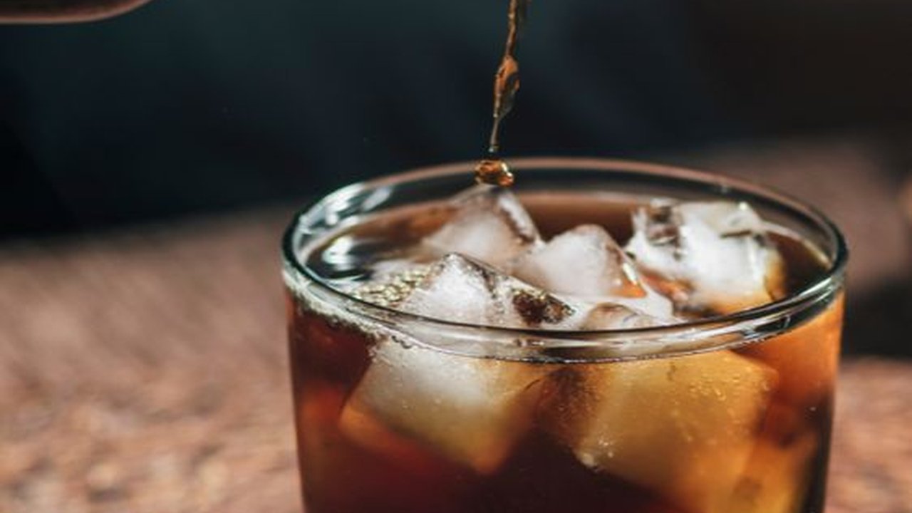 Di Balik Segarnya Es Kopi Tersimpan Manfaat Tersendiri