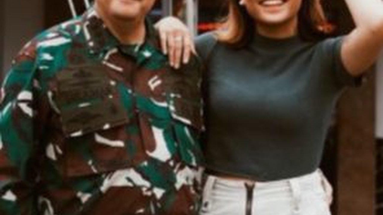 Tak Banyak yang Tahu, Para Artis Cantik ini Ternyata Ayahnya Polisi dan Jenderal TNI