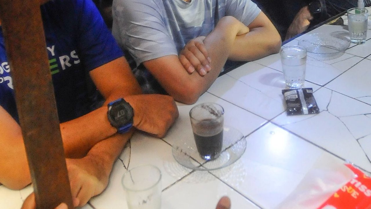 FOTO: Potret Kebersamaan Ganjar dan Gibran Saat Blusukan di Pasar Citeureup Bogor