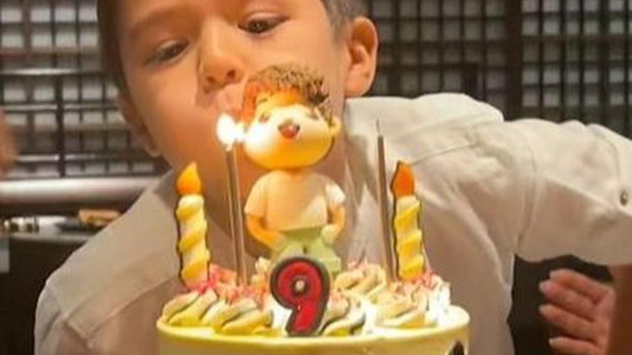 Genap Berusia 9 Tahun, Intip Potret El Barack Anak Jessica Iskandar yang Doyan Jajanan Kaki Lima