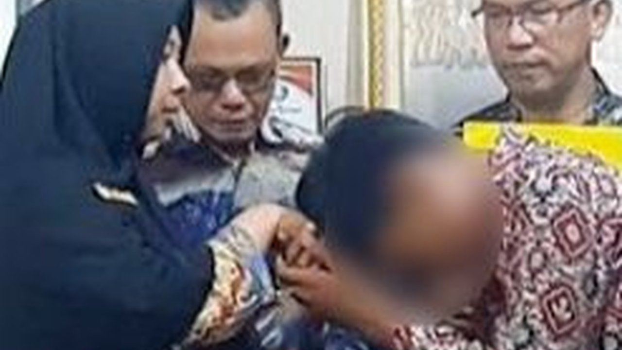 Viral Video Siswa SD Ngamuk Lalu Guru yang Minta Maaf, Ini Penjelasan Bupati Limapuluh Kota