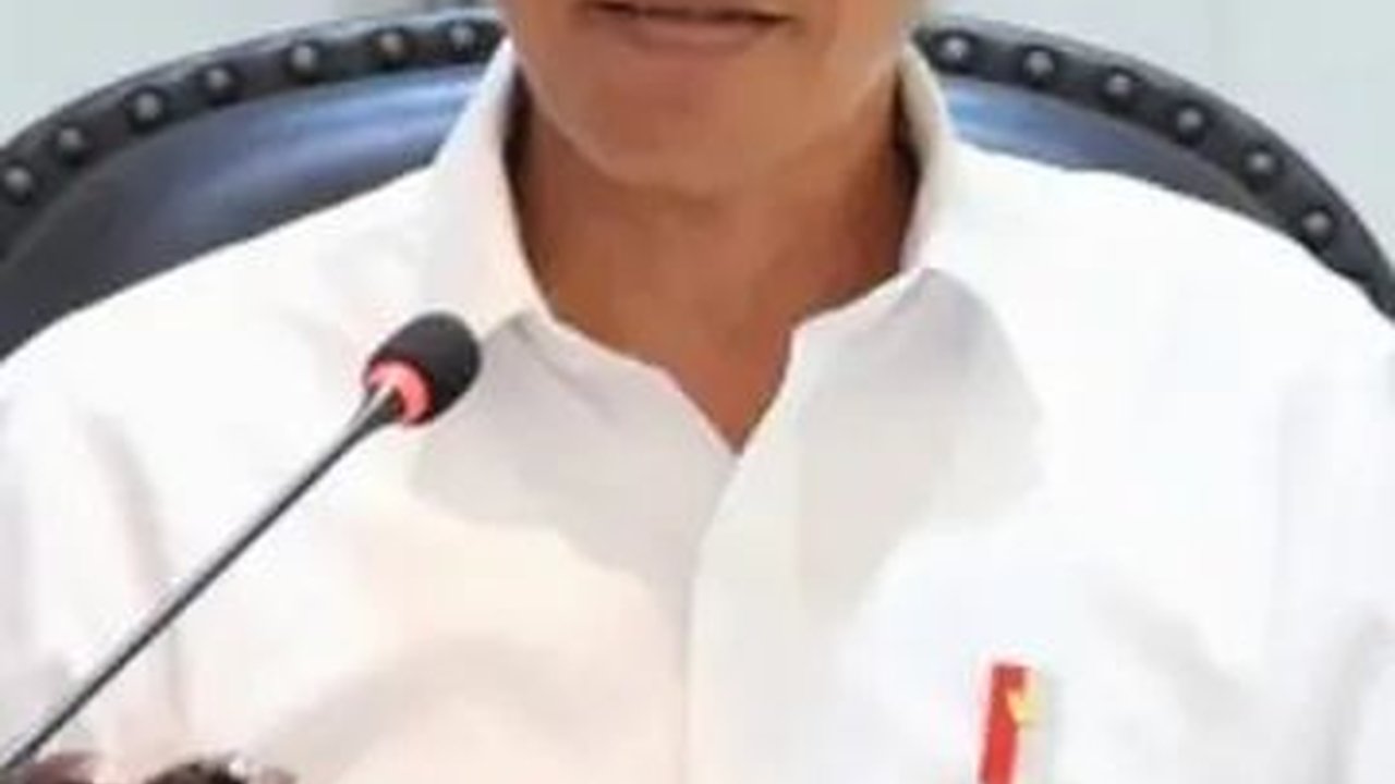 VIDEO: Jokowi Keras Sentil Jaksa, Polisi & KPK, Minta Tak Lagi Permainkan Hukum!