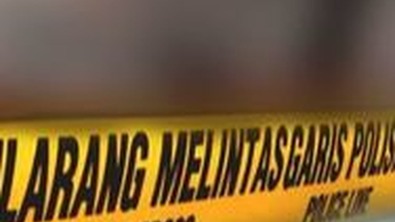 Polisi Hendak Tolong Korban Kecelakaan, Mobilnya Malah Dibakar