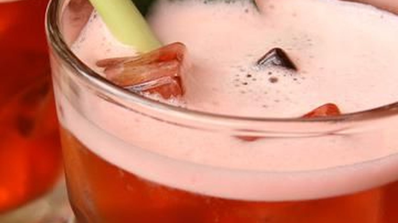 Mengenal Bir Pletok, 'Wine' ala Betawi yang Menghangatkan Tubuh