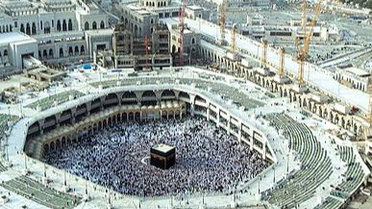 Saudi Eksekusi Dua Warga di Makkah karena Bunuh Orang Tua dengan Cara Keji