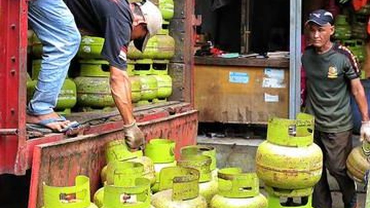 Gas LPG 3 Kg Langka di Denpasar, Pedagang: Sudah Tiga Hari Pasokan Tak Masuk