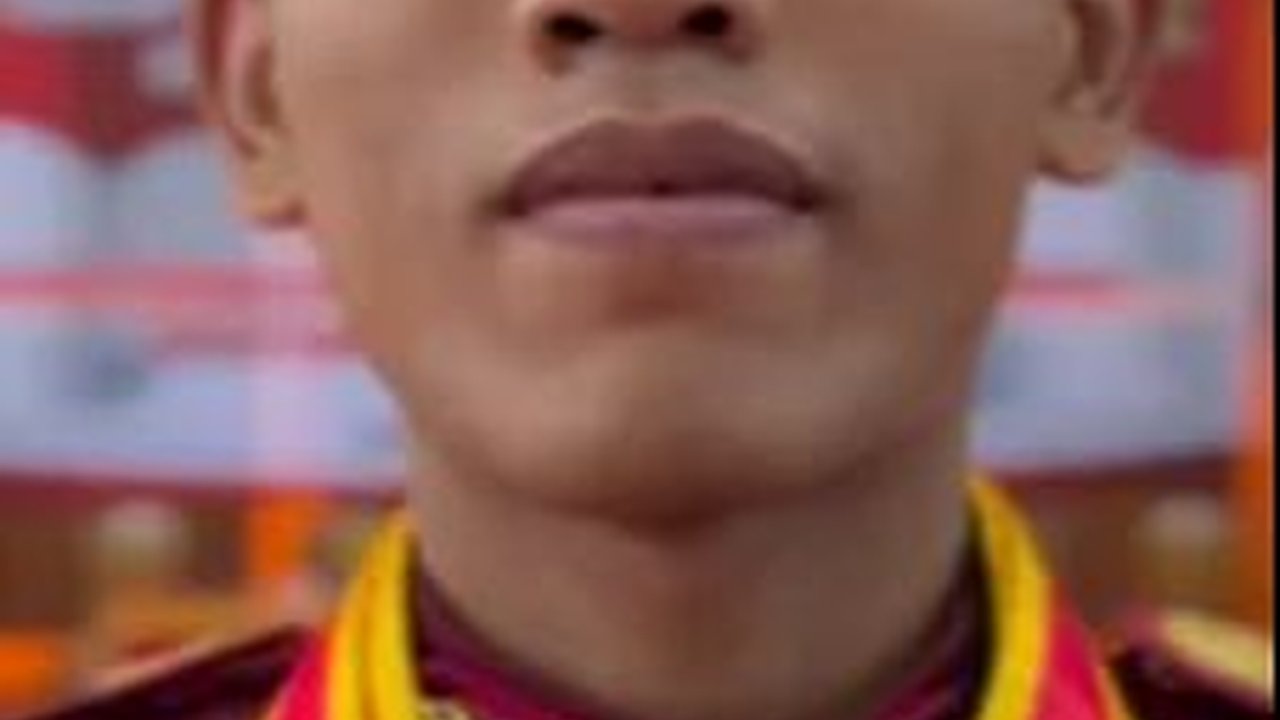Potret Anak Mantan Kapolri Peraih Adhi Makayasa 2023 Usai Dilantik Jokowi, Pose sama Ortu & Sosok Wanita Cantik