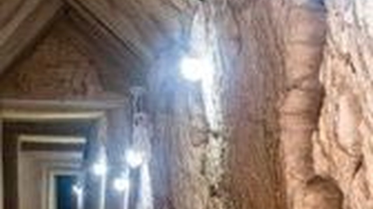 Teliti Situs Gereja Kuno, Arkeolog Temukan Jam Matahari Berusia 3.500 Tahun
