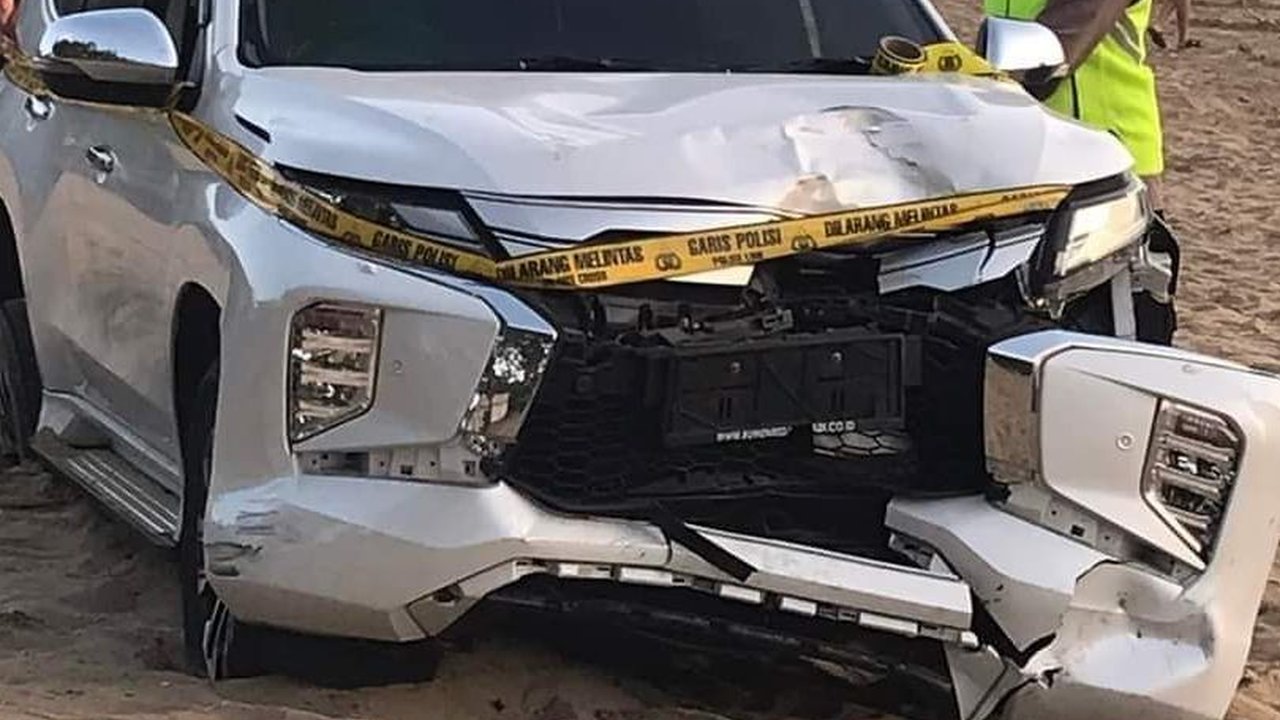 Tabrak Lari dan Sebabkan Satu Orang Tewas, Bule Mabuk Tinggalkan Mobil Pajero di Pantai Sanur