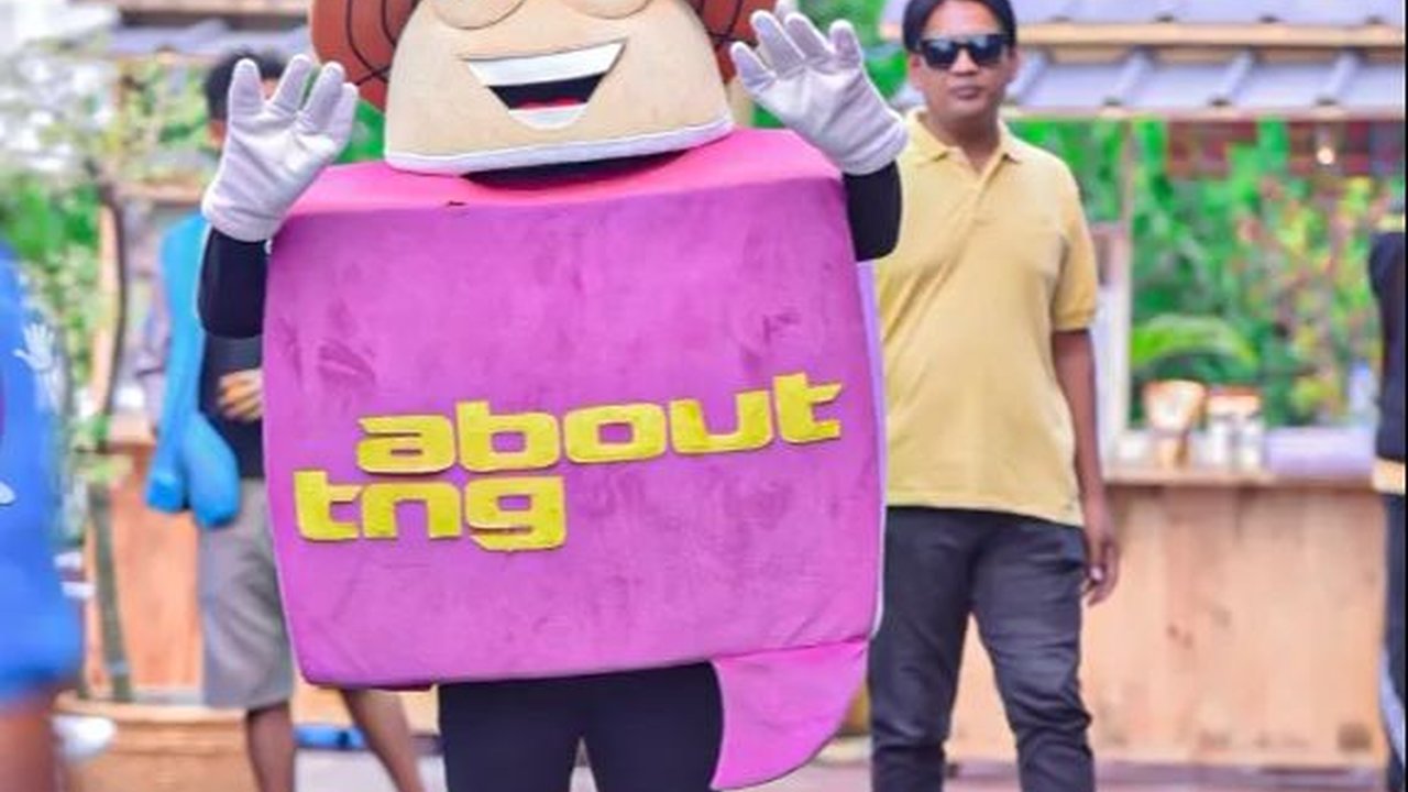 Buka Festival Pesisir Usungan AboutTNG, Bupati Ahmed Wanti-Wanti Masyarakat Jaga Lingkungan