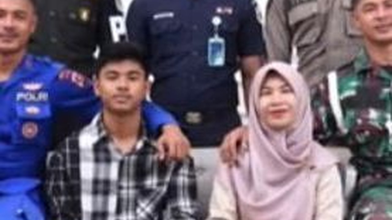 Bikin Salut, Ibu Hebat Ini Besarkan 6 Anak Seorang Diri hingga Sukses