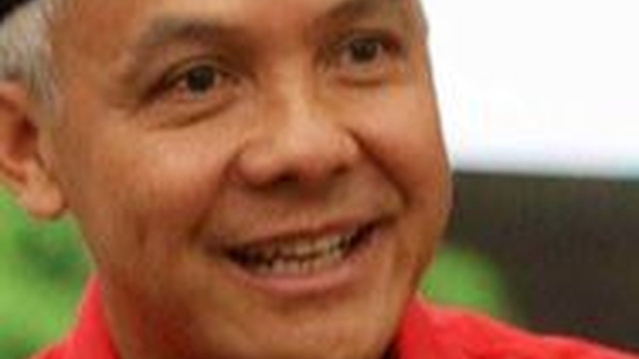 Ganjar Perbaiki Jalan Jumo-Muntung Guna Tingkatkan Aktivitas Pertanian