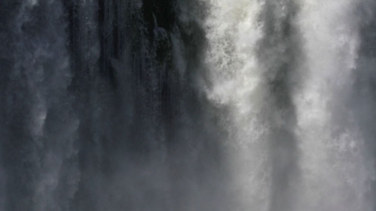 Keeksotisan Air Terjun Iguazu yang Menyita Pandangan Mata