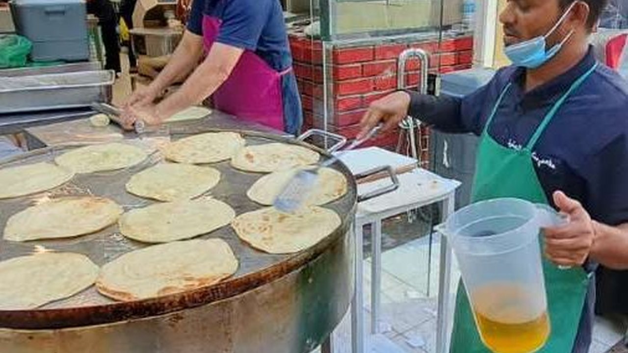 Cerita Seru Jemaah Haji Jabar Kulineran di Mekkah, Jajan Martabak Telur Turki sampai Bakso Rusia