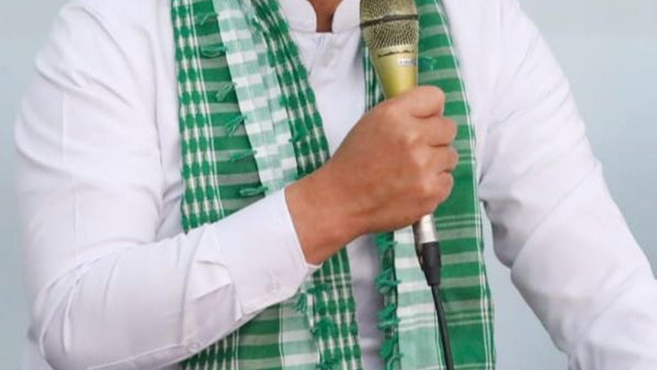 Plt Ketum PPP Sowan ke Ponpes Miftakhurrosyidin, Ajak Kiai-Santri Sukseskan Pemilu 2024