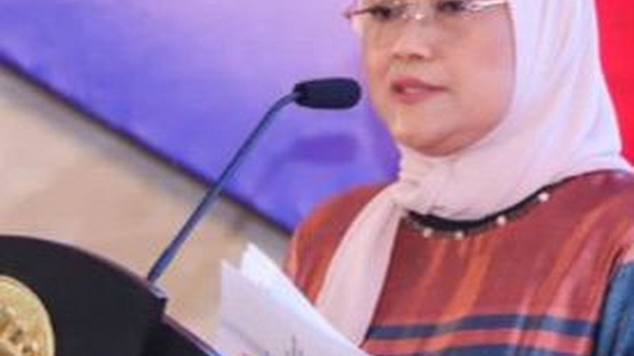Menaker Serahkan Penghargaan Peraih Medali WSA 2023