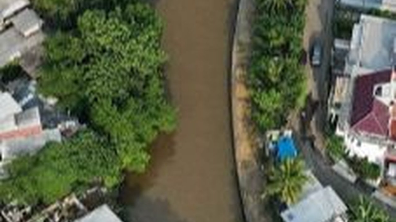 VIDEO: Bangun Sodetan Ciliwung, Jokowi Geregetan Butuh 11 Tahun