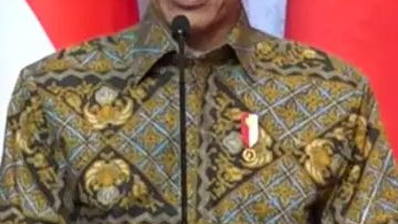 VIDEO: Sodetan Ciliwung Dibangun Butuh 11 Tahun, Jokowi 'Semprot' Pemprov DKI