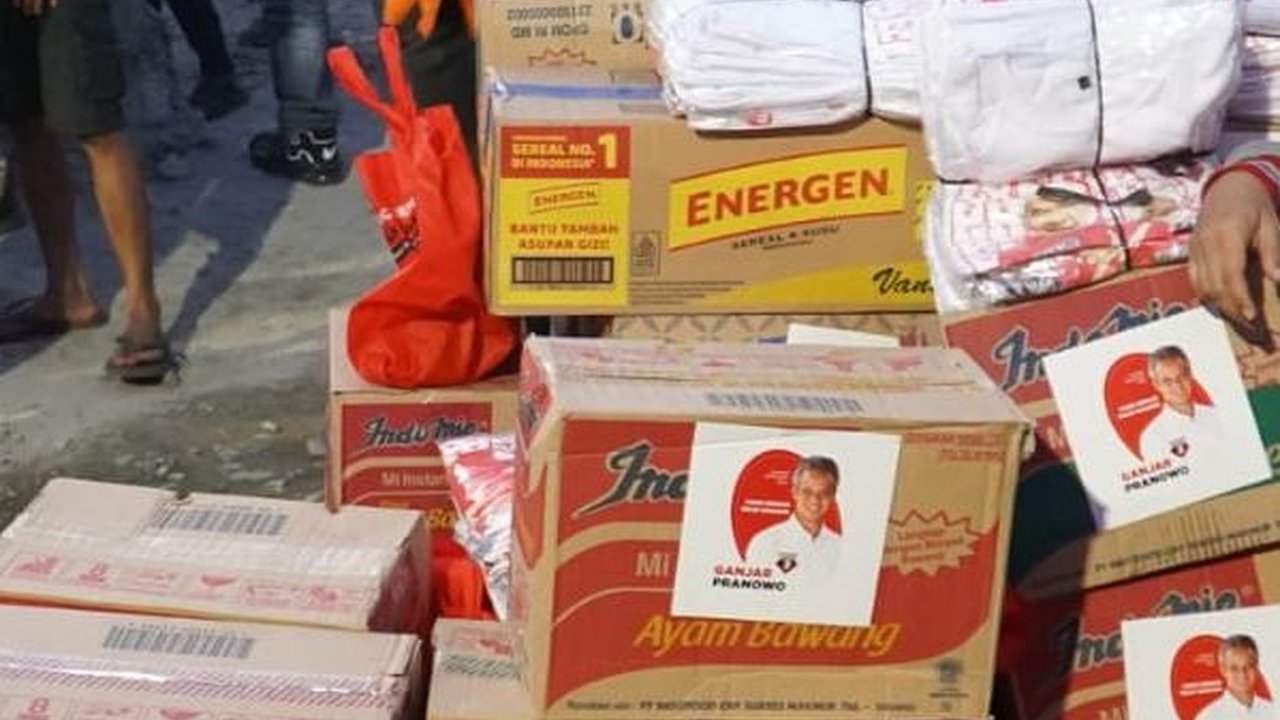 Sahabat Ganjar Kirim Sembako ke Korban Kebakaran di Penjaringan Jakarta