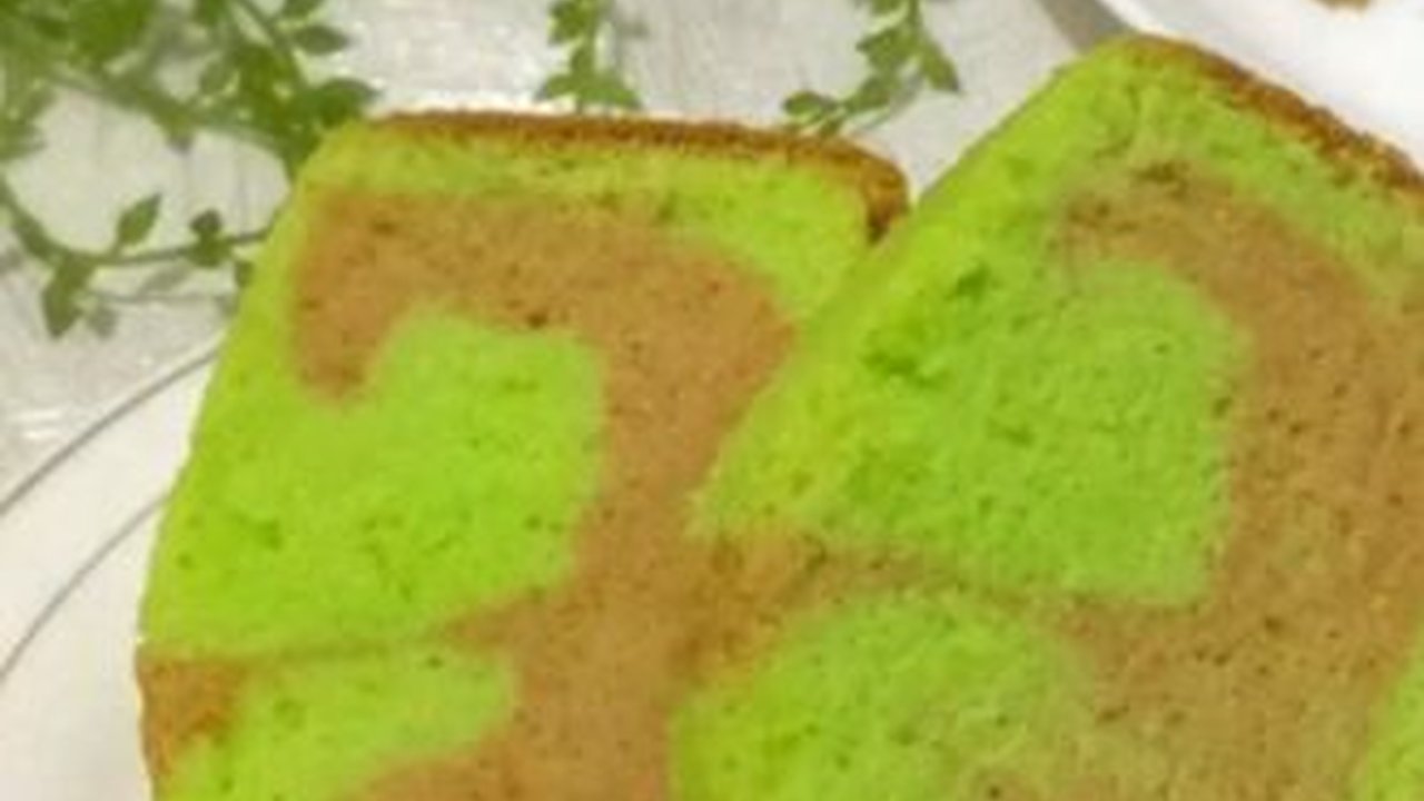 7 Resep Bolu Pandan Panggang dan Kukus, Empuk Lumer dalam Satu Gigitan