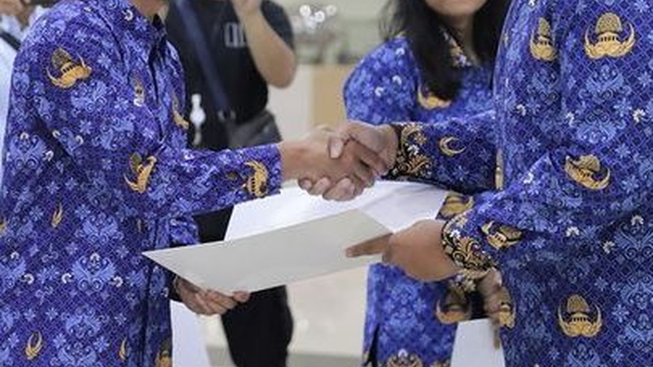 Momen Pengambilan Sumpah dan Janji PNS, Begini Potret Atlet Bulutangkis Pakai Korpri