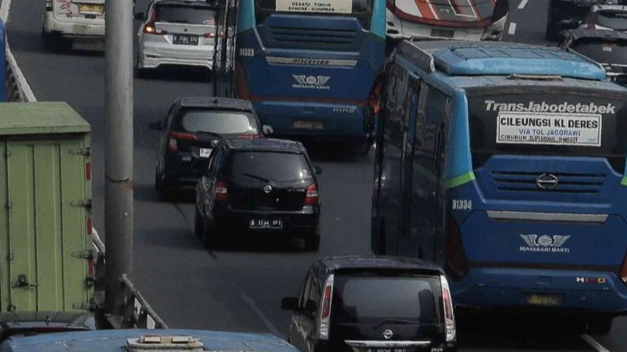 Heru Bicara Macet Jakarta, Sebut Lalu Lintas Pagi Seperti Air Bah