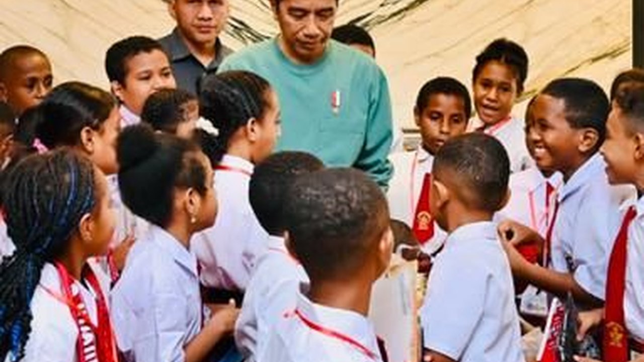 Anak SD Tanya Jokowi: Kenapa Ibu Kota Negara Tidak Dipindahkan ke Papua?