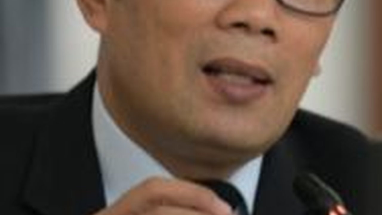 Warga Jabar Tertinggi Pakai Pinjol Capai Rp13,8 Triliun, Ini Kata Ridwan Kamil