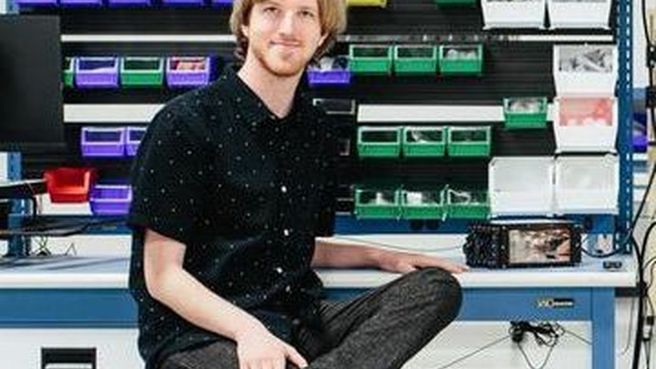 Kisah Sukses Miliuner Termuda di Dunia, Punya Perusahaan Teknologi Senilai Rp35 Triliun