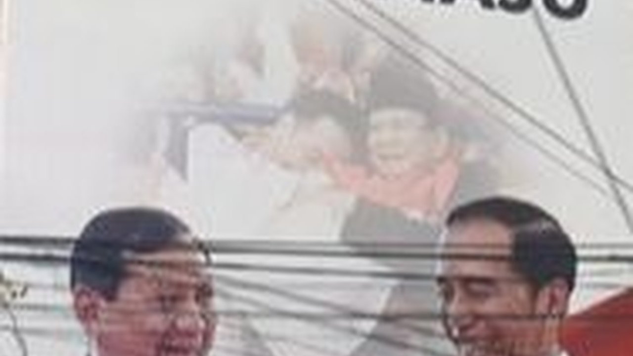 Reaksi PDIP soal Baliho Jokowi-Prabowo Bertebaran