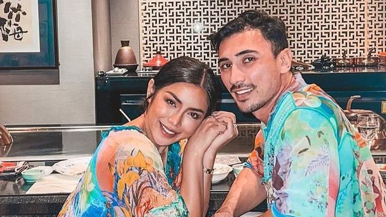 Intip Momen Perayaan Ultah Vincent Verhaag yang ke-31, Jessica Iskandar Beri Pesan Romantis