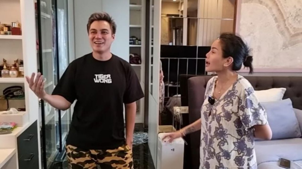 Potret Baim Wong Masuk ke Kamar Nikita Mirzani yang Dilapisi Marmer Rp800 Juta, Bongkar Brangkas Isi Jam Mahal