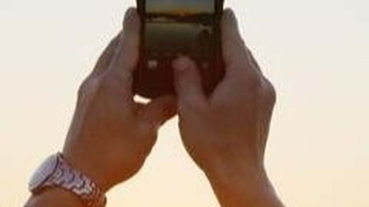 Jarak Matahari Semakin Menjauh, Bumi Lebih Redup dan Tak Bisa Dihuni Manusia